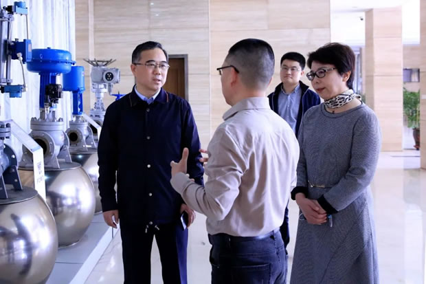 嘉定区委常委、组织部部长姚卫华莅临悟空平台开展走访调研工作（图1）